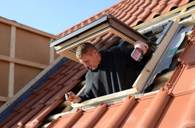 Pose de fenêtres de toit Velux à la Croisille